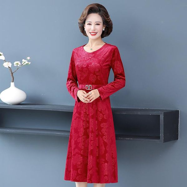 casual dresses 2021 spring autumn women velvet dress long sleeve o neck vintage retro elegant party high waist slim vestidos, Black;gray
casual dresses 2021 spring autumn women velvet dress long sleeve o neck vintage retro elegant party high waist slim vestidos, Black;gray