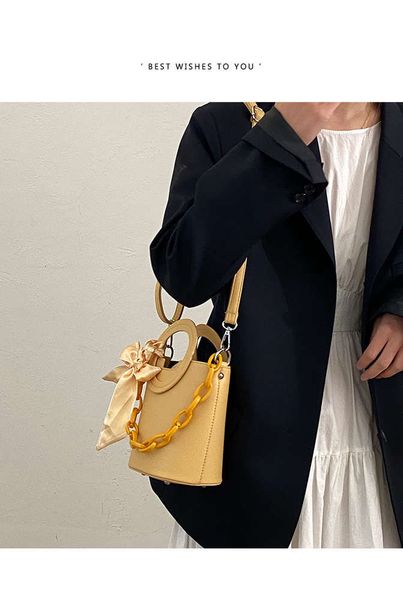 handbag girl summer 2021 chain bucket bag versatile fashion one shoulder menger bag
handbag girl summer 2021 chain bucket bag versatile fashion one shoulder menger bag
