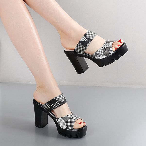 10cm sandals summer new women's fashion korean thick heel thick bottom waterproof platform high heel shoes black
10cm sandals summer new women's fashion korean thick heel thick bottom waterproof platform high heel shoes black