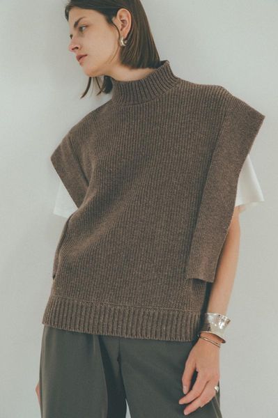 women's sweaters korean casual loose turtleneck sweater women solid color knitted vest oversized sleeveless, White;black
women's sweaters korean casual loose turtleneck sweater women solid color knitted vest oversized sleeveless, White;black