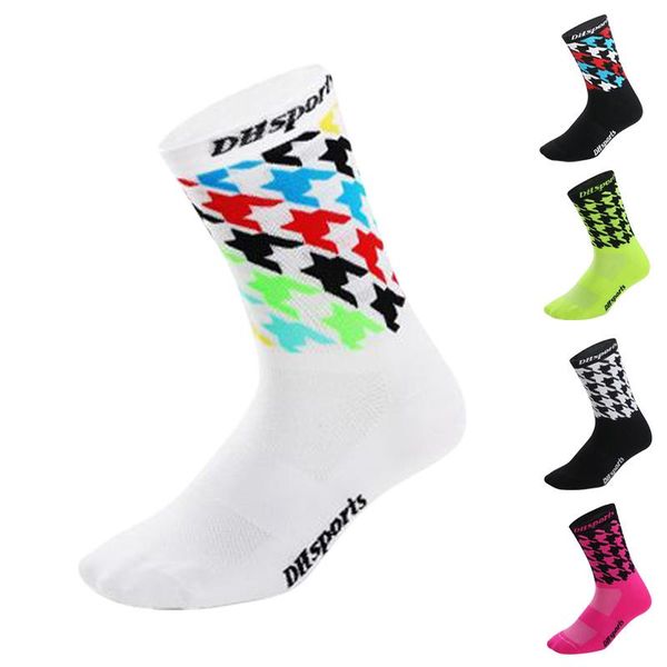 professional sport cycling socks men women breathable endurable mid length compression training for outdoor sports, Black
professional sport cycling socks men women breathable endurable mid length compression training for outdoor sports, Black