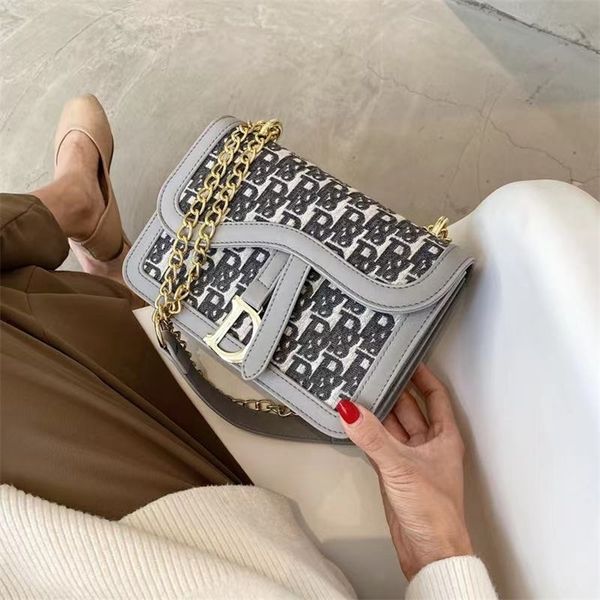factory store shop niche design women's bag autumn and winter new trend fashion one shoulder messenger bag chain small square 37z4
factory store shop niche design women's bag autumn and winter new trend fashion one shoulder messenger bag chain small square 37z4