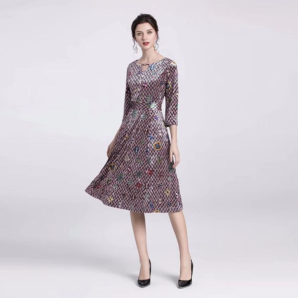 capris elegant 2021 spring autumn women o-neck geometric prints 3/4 sleeve mid-calf large swing party tunic es, Black;gray
capris elegant 2021 spring autumn women o-neck geometric prints 3/4 sleeve mid-calf large swing party tunic es, Black;gray