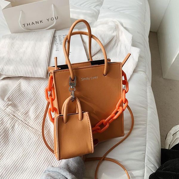handbag women luxurys designers bags 2021 crossbody bag chain messenger female re purse multi pochette louisbags_18
handbag women luxurys designers bags 2021 crossbody bag chain messenger female re purse multi pochette louisbags_18