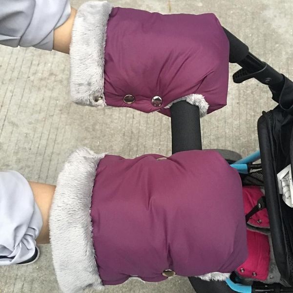 windproof gloves hand cover high-quality portable comfortable waterproof baby stroller accessories warm thicken mittens
windproof gloves hand cover high-quality portable comfortable waterproof baby stroller accessories warm thicken mittens