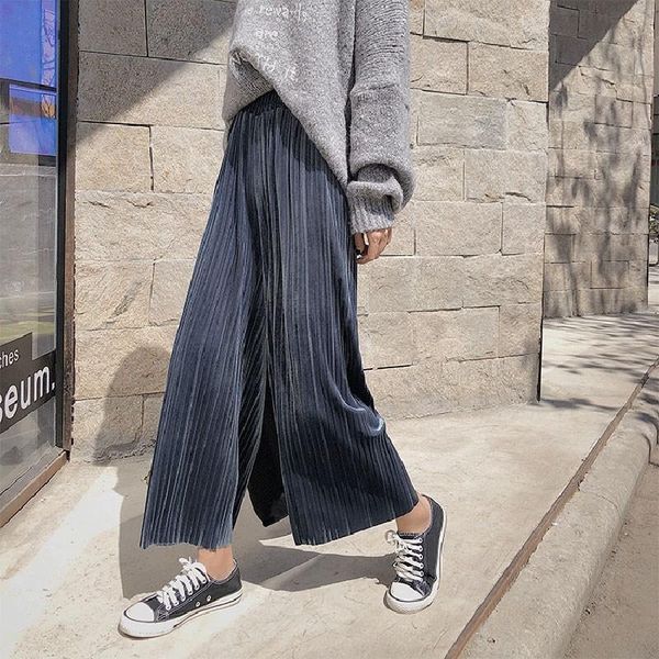 women's pants & capris solid color gold velvet pleated wide leg 2021 korean version of elastic waist loose all-match slacks straight, Black;white
women's pants & capris solid color gold velvet pleated wide leg 2021 korean version of elastic waist loose all-match slacks straight, Black;white