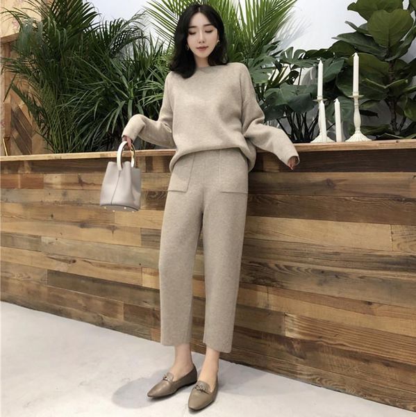 autumn fashion tracksuit solid women tracksuits 2 piece set long sleeve sweater pullover elastic waist pants suit woman sets, Gray
autumn fashion tracksuit solid women tracksuits 2 piece set long sleeve sweater pullover elastic waist pants suit woman sets, Gray