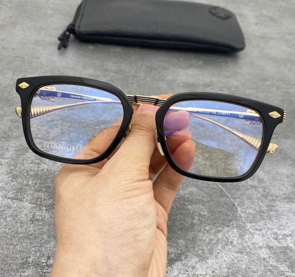 krosin plate black frame box with nose support wide face glasses for men and women, White;black
krosin plate black frame box with nose support wide face glasses for men and women, White;black