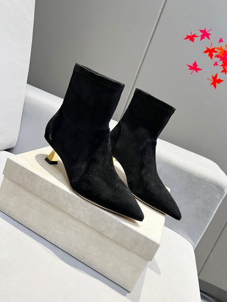 2022 leather boots ladies short ankle cowskin boot autumn winter chunky heel martin booties fashion camfortable shoes with box size 35-40 -h, Black
2022 leather boots ladies short ankle cowskin boot autumn winter chunky heel martin booties fashion camfortable shoes with box size 35-40 -h, Black