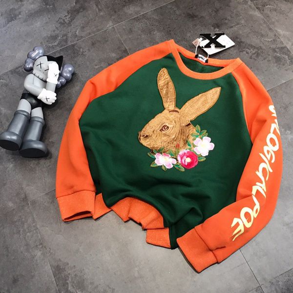 21 autumn and winter new age reduced embroidery three-dimensional rabbit leisure loose round neck plush sweater jimo sweater, Black
21 autumn and winter new age reduced embroidery three-dimensional rabbit leisure loose round neck plush sweater jimo sweater, Black