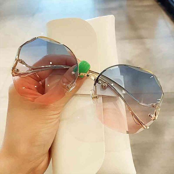 cutting half frame round sunglasses for women brand gradient elegant sun glasses female chic bend shades black brown, White;black
cutting half frame round sunglasses for women brand gradient elegant sun glasses female chic bend shades black brown, White;black