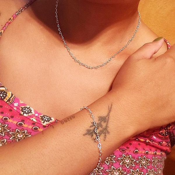 chokers simple silver color jewelry 2021 heart shape choker necklace thin small neck chain female collar for women girl kpop chocker, Golden;silver
chokers simple silver color jewelry 2021 heart shape choker necklace thin small neck chain female collar for women girl kpop chocker, Golden;silver
