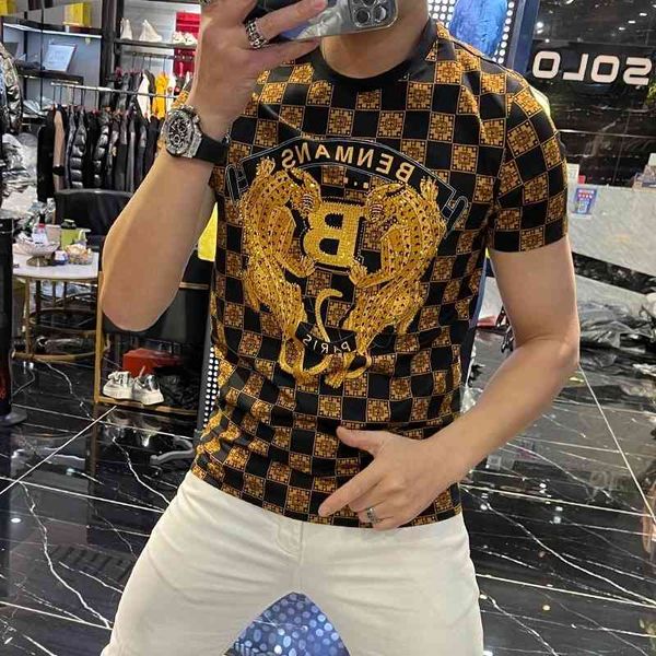 men's t-shirts summer short sleeve romance 3d double chess face gold printed luxury shirt royal hip hop mark around exquisite neck tjg7, White;black
men's t-shirts summer short sleeve romance 3d double chess face gold printed luxury shirt royal hip hop mark around exquisite neck tjg7, White;black