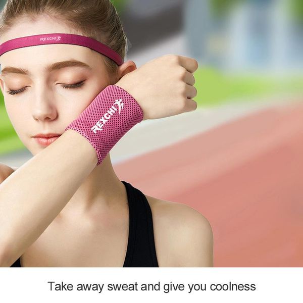 bracer men's and women's fitness cycling ice sense wristband outdoor sports running sweat cooling ventilation wrist support, Black;red 
bracer men's and women's fitness cycling ice sense wristband outdoor sports running sweat cooling ventilation wrist support, Black;red