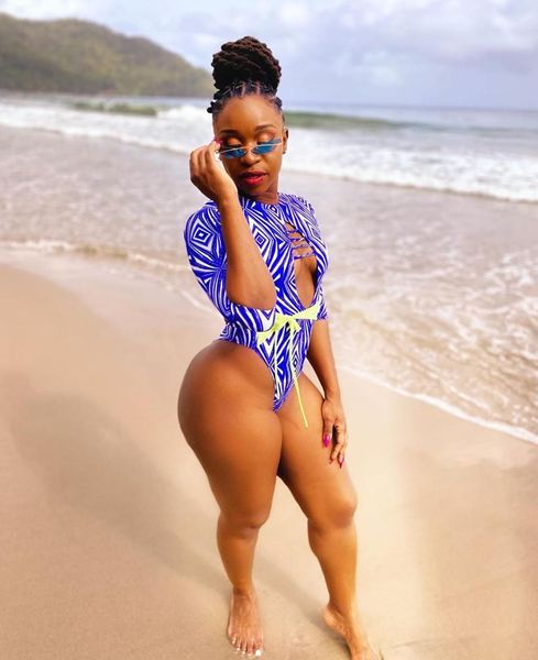 blue print one piece swimsuit cut out short sleeve bodysuit push up monokini bathing suits beach wear one-piece
blue print one piece swimsuit cut out short sleeve bodysuit push up monokini bathing suits beach wear one-piece