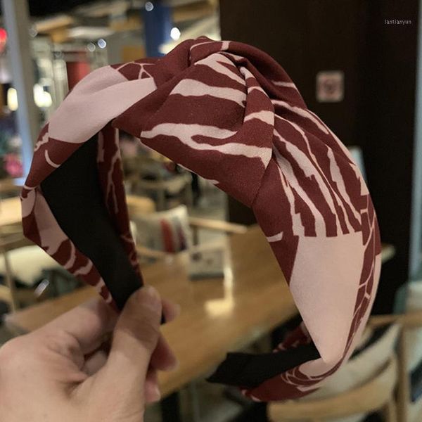 fashion bohemia headband women leopard cloth hairband soft female headwear turban hair accessories1
fashion bohemia headband women leopard cloth hairband soft female headwear turban hair accessories1