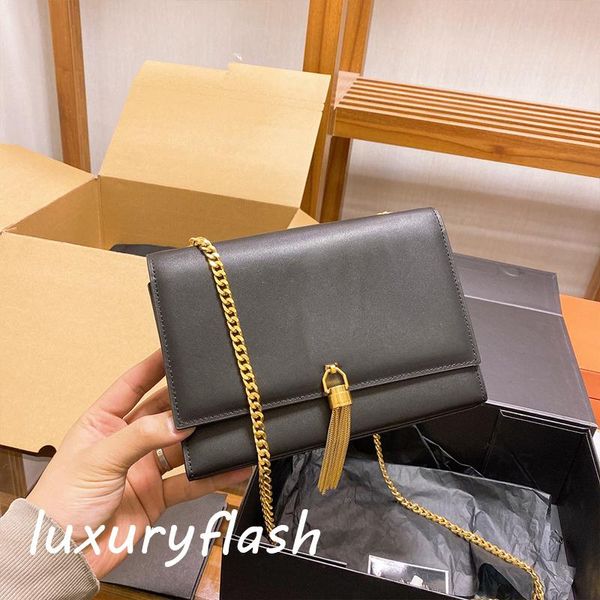 genuine leather luxurys europe designers style women crossbody bags golden hardware tassel love chain handbag shoulder bag fashion design
genuine leather luxurys europe designers style women crossbody bags golden hardware tassel love chain handbag shoulder bag fashion design
