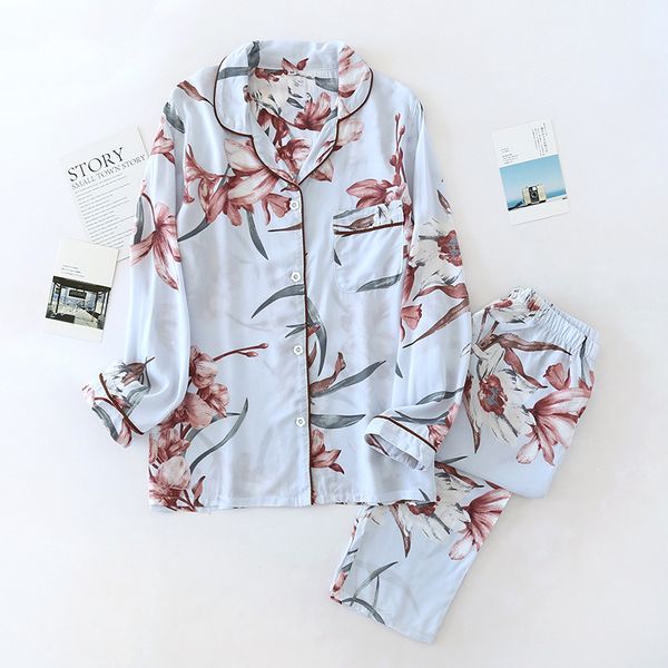 spring and summer viscose ladies small fresh printed artificial cotton pajamas thin cool flowers long-sleeved home service suit, Black;red
spring and summer viscose ladies small fresh printed artificial cotton pajamas thin cool flowers long-sleeved home service suit, Black;red