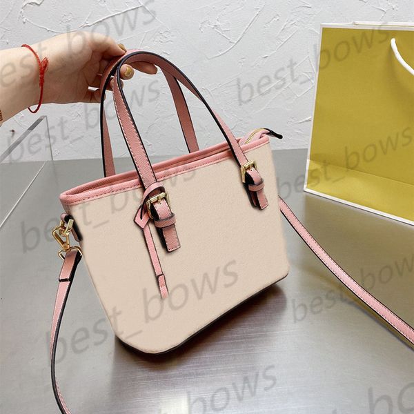 luxurys designers ladies brand shoulder totes bag 2021 women handbag fashion handbags mother letter printing bags cossbody wallet tote tempe
luxurys designers ladies brand shoulder totes bag 2021 women handbag fashion handbags mother letter printing bags cossbody wallet tote tempe