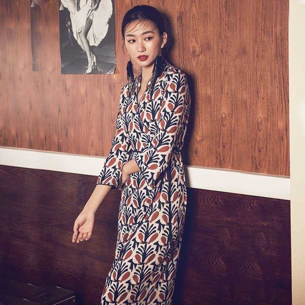 dresses french minority casual drs platycodon trumpet sleeve print bohemir seaside chiffon split skirt, Black;gray
dresses french minority casual drs platycodon trumpet sleeve print bohemir seaside chiffon split skirt, Black;gray