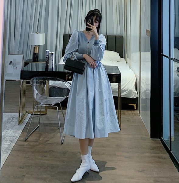 vintage v neck sweater patchwork lantern sleeve pleated dress autumn winter women knitted a line office midi dress 210514, Black;gray
vintage v neck sweater patchwork lantern sleeve pleated dress autumn winter women knitted a line office midi dress 210514, Black;gray