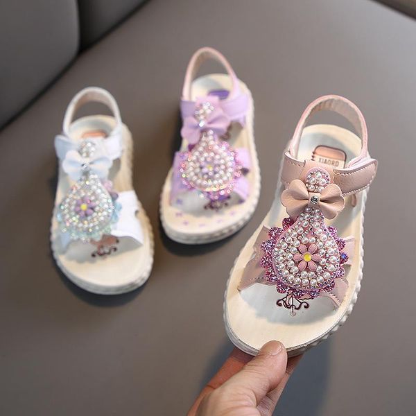 girls' princess shoes fashion children's cute soft bottom girl western sandals princepard summer, Black;red
girls' princess shoes fashion children's cute soft bottom girl western sandals princepard summer, Black;red