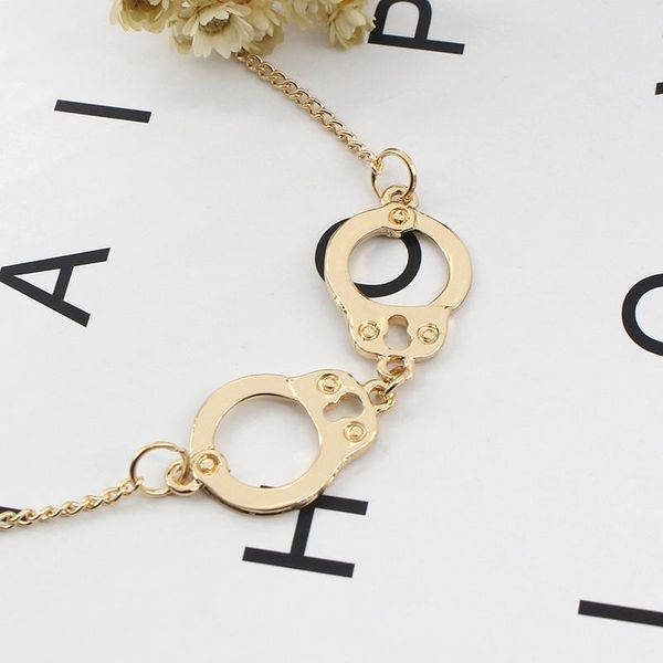 pendant necklaces fashion ladies necklace simple style handcuffs couple collar creative birthday gift clavicle chain wholesale, Silver
pendant necklaces fashion ladies necklace simple style handcuffs couple collar creative birthday gift clavicle chain wholesale, Silver