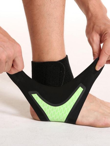 ankle support ladies' foot fixed sprain rehabilitation protective cover guard sports anti-sprain wrinkle, Blue;black
ankle support ladies' foot fixed sprain rehabilitation protective cover guard sports anti-sprain wrinkle, Blue;black