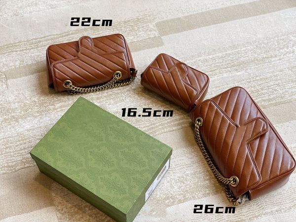 a new autumn/winter caramelized shoulder bag for women retro style golden chain classic version -design messenger bags 3 sizes 
a new autumn/winter caramelized shoulder bag for women retro style golden chain classic version -design messenger bags 3 sizes