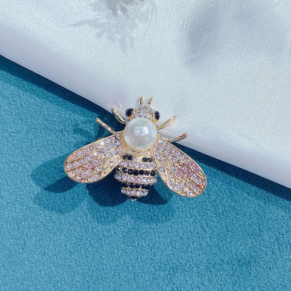 classic crosin ch bee brooch women's oil inlaid diamond brooch anti light button japanese and clothing accessories buckle collar pin br
classic crosin ch bee brooch women's oil inlaid diamond brooch anti light button japanese and clothing accessories buckle collar pin br