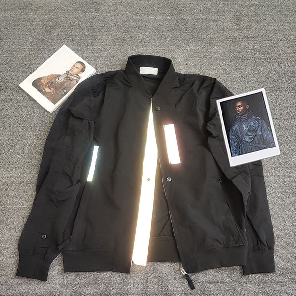 stone pirates 21ss compass sign baseball collar jacket 3d color reflective fabric functional style men's autumn and winter short coat, Black;brown
stone pirates 21ss compass sign baseball collar jacket 3d color reflective fabric functional style men's autumn and winter short coat, Black;brown