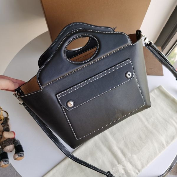 a fancy tote bag women real leather fashion ladies handbags calfskin luxury crossbody bags, Black;red
a fancy tote bag women real leather fashion ladies handbags calfskin luxury crossbody bags, Black;red