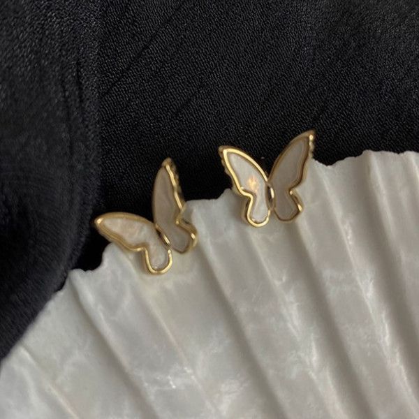 s925 silver needle fairy air forest butterfly wings stud mini refined white shell earring clip without ear hole, Golden;silver
s925 silver needle fairy air forest butterfly wings stud mini refined white shell earring clip without ear hole, Golden;silver