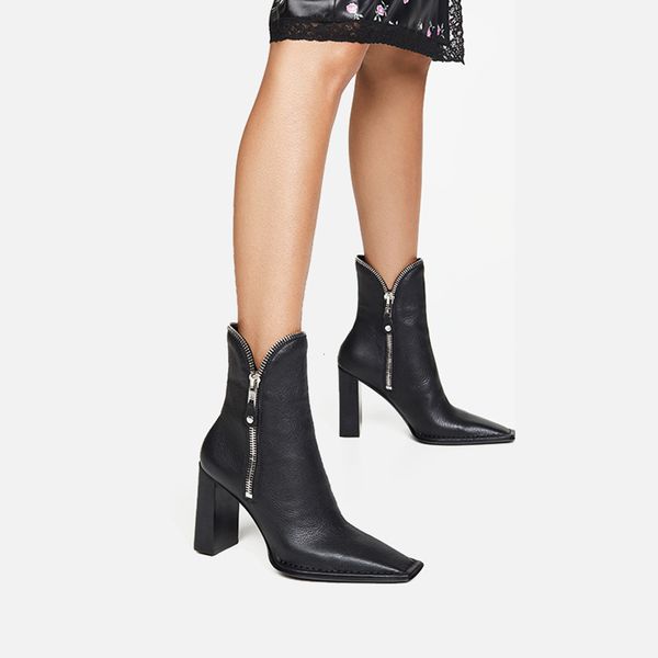 boots womans ankle black genuine leather square toe zipper 8.5cm high heels footwear elegant handmade shoes c19x009051 3fl
boots womans ankle black genuine leather square toe zipper 8.5cm high heels footwear elegant handmade shoes c19x009051 3fl