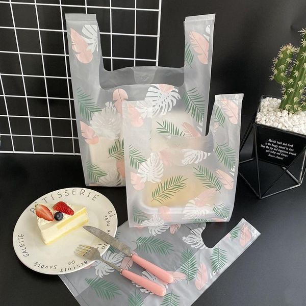 gift wrap durable cute packaging thickened plastic bag feather pattern environmental protection vest
gift wrap durable cute packaging thickened plastic bag feather pattern environmental protection vest