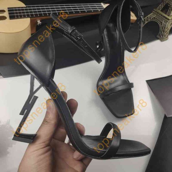dress shoes women red bottom high-heeled luxurys designers shoe 10cm heels black golden gold wedding bottoms gkzg
dress shoes women red bottom high-heeled luxurys designers shoe 10cm heels black golden gold wedding bottoms gkzg