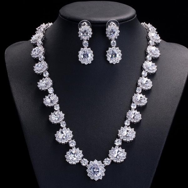 earrings & necklace micro inlay sparkling round crystal flower and cubic zirconia party jewelry set for women luxury wedding costume jewelle, Silver
earrings & necklace micro inlay sparkling round crystal flower and cubic zirconia party jewelry set for women luxury wedding costume jewelle, Silver