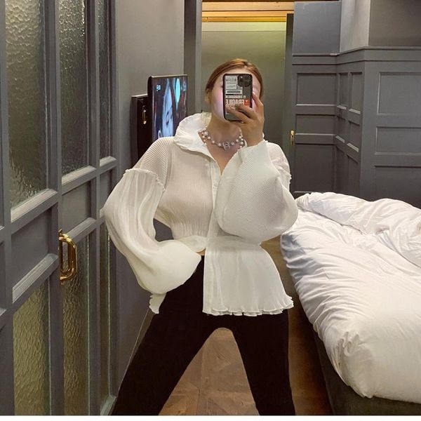 women's blouses & shirts 2021 summer wrinkled waist stand collar fashion shirt net red same 13 lines manufacturer one hair, White
women's blouses & shirts 2021 summer wrinkled waist stand collar fashion shirt net red same 13 lines manufacturer one hair, White