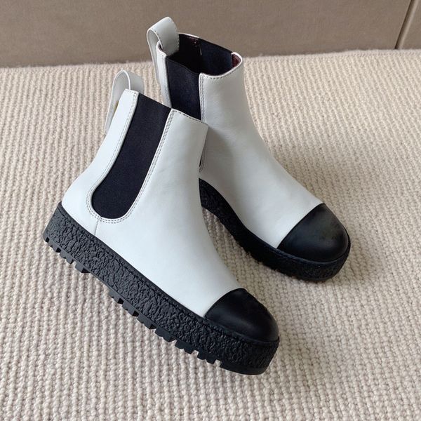 luxury designer cuff boots 2.5cm inner height cover thick soled flat heel cowskin martin bootslatest fashion black women's waterproof p
luxury designer cuff boots 2.5cm inner height cover thick soled flat heel cowskin martin bootslatest fashion black women's waterproof p