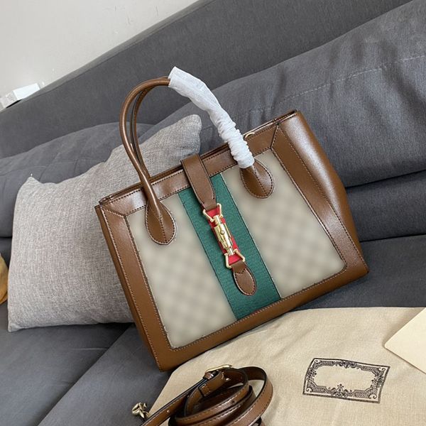 fashion woman handbag shoulder bag designer handbags golden classic wallet lock messenger bags leather luggage tag internal zipper
fashion woman handbag shoulder bag designer handbags golden classic wallet lock messenger bags leather luggage tag internal zipper