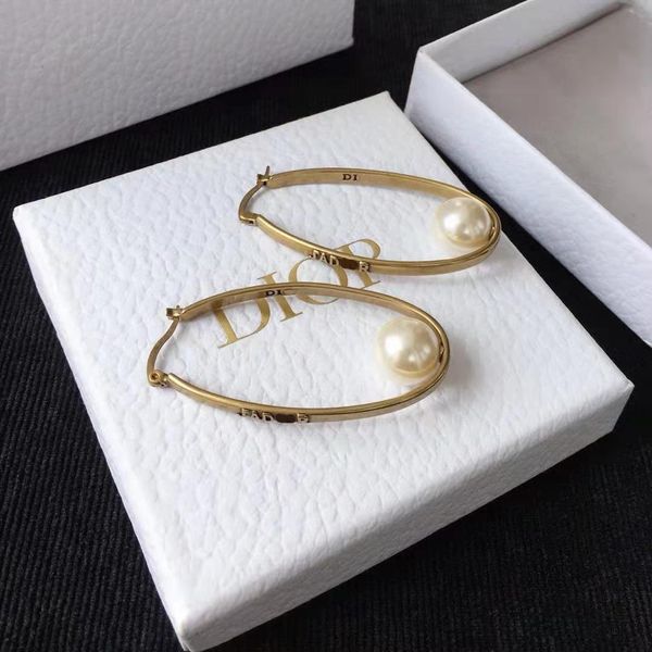 special offer 70% off dijia home edition creative personality fashion earrings temperament big female net red same earrings fashion, Golden;silver
special offer 70% off dijia home edition creative personality fashion earrings temperament big female net red same earrings fashion, Golden;silver