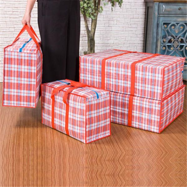 storage bags waterproof bag plaid patterns quilt blanket container moisture-proof thick zipper closure
storage bags waterproof bag plaid patterns quilt blanket container moisture-proof thick zipper closure