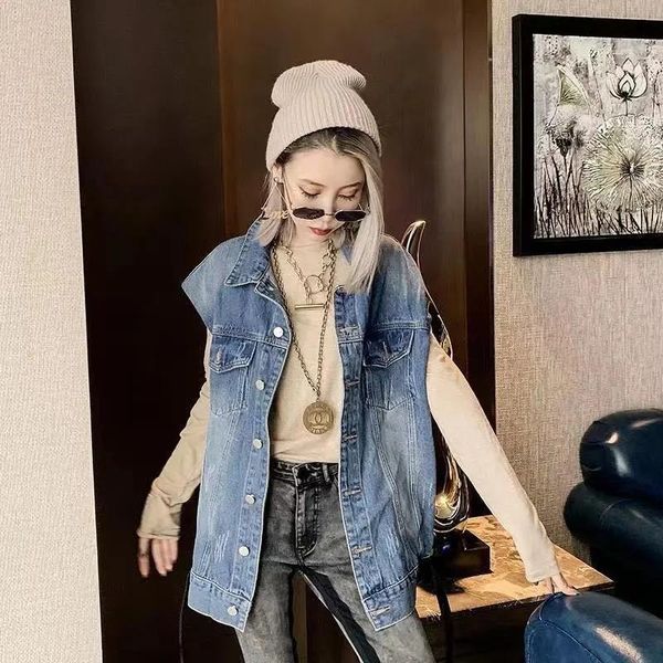 women's vests fashion women denim vest 2021 spring autumn loose casual knit patchwork waistcoat big size sleeveless outerwear female to, Black;white
women's vests fashion women denim vest 2021 spring autumn loose casual knit patchwork waistcoat big size sleeveless outerwear female to, Black;white