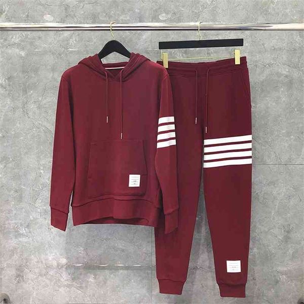 dongguan daizhiying tb yarn dyed hoodie suit wine red, Gray 
dongguan daizhiying tb yarn dyed hoodie suit wine red, Gray