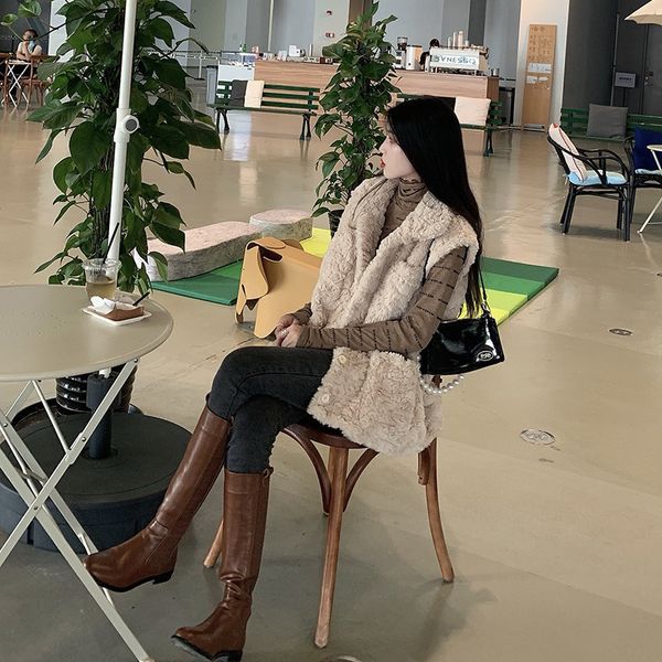 asakawa jiuyi vt coat 2021 female autumn and winter versatile warm temperament loose plush top, Black;white
asakawa jiuyi vt coat 2021 female autumn and winter versatile warm temperament loose plush top, Black;white