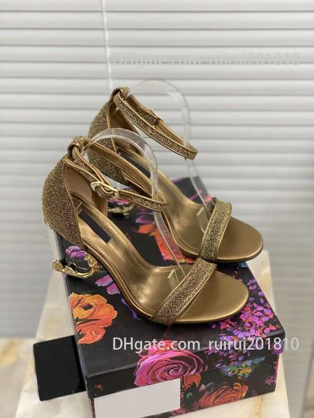 version sandals fashion metal letter heel 9cm high heels luxury designer leather bottom dress shoe delivery box 34-42, Black
version sandals fashion metal letter heel 9cm high heels luxury designer leather bottom dress shoe delivery box 34-42, Black
