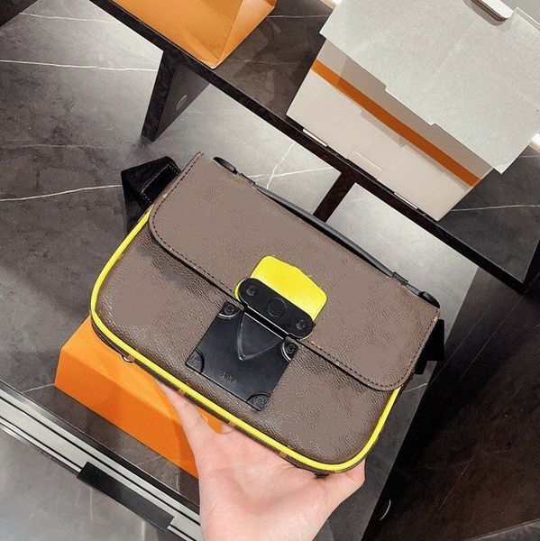 designer fanny pack belt bag letter print crossbody bags luxury mens womens cross body handbag fannypacks fashion shoulder handbags
designer fanny pack belt bag letter print crossbody bags luxury mens womens cross body handbag fannypacks fashion shoulder handbags