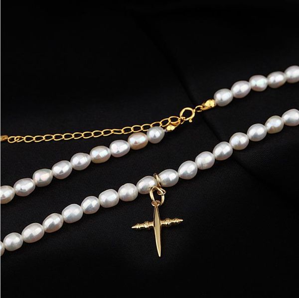 2021 european and american border simple gold cross beaded necklace women's hip hop single layer pearl design sense clavicle chain jewe, Silver
2021 european and american border simple gold cross beaded necklace women's hip hop single layer pearl design sense clavicle chain jewe, Silver