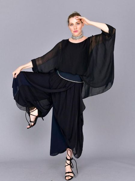 women's two piece pants asymmetrical capped shalwar bat sleeve blouse 2 pieces silk fabric suit 2021 fashion women clothing set, White
women's two piece pants asymmetrical capped shalwar bat sleeve blouse 2 pieces silk fabric suit 2021 fashion women clothing set, White