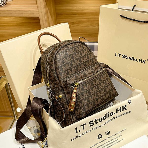 new style fashionable leather women backpack winter mini wholesale handbag
new style fashionable leather women backpack winter mini wholesale handbag